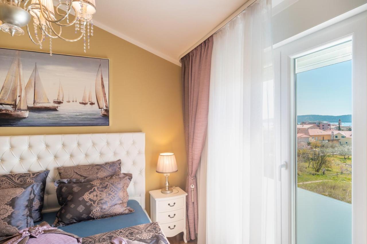 Apartment Tikvarin, Kaštel Kambelovac Kaštela Exteriér fotografie