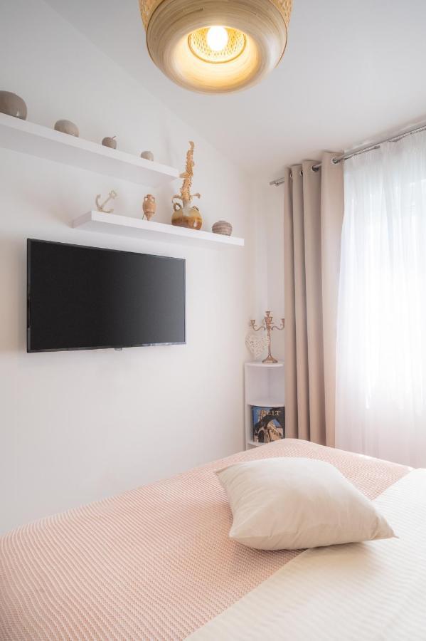 Apartment Tikvarin, Kaštel Kambelovac Kaštela Exteriér fotografie