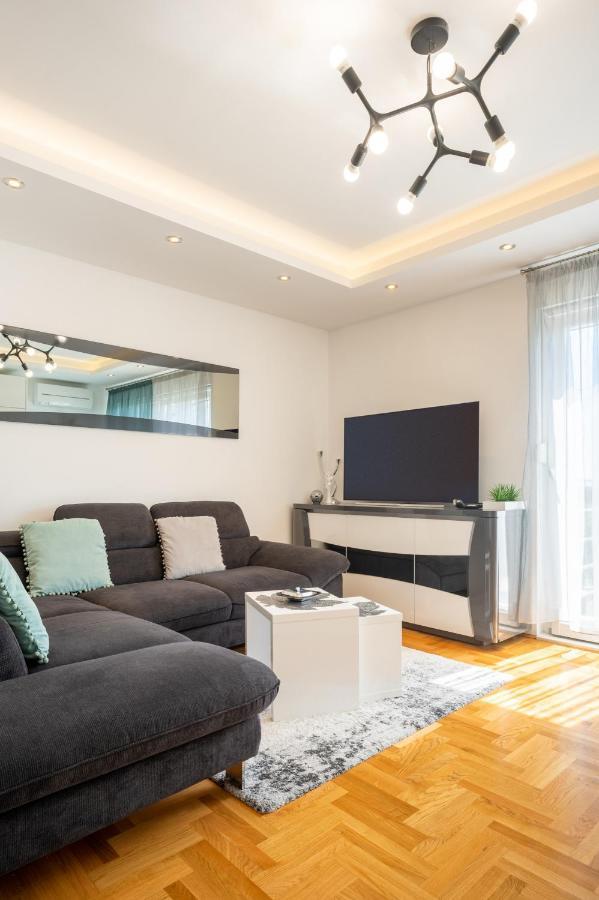Apartment Tikvarin, Kaštel Kambelovac Kaštela Exteriér fotografie