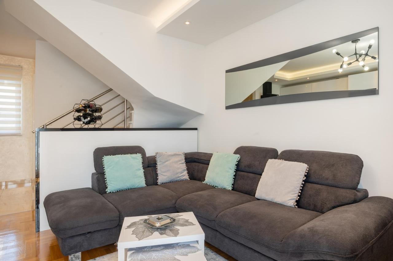 Apartment Tikvarin, Kaštel Kambelovac Kaštela Exteriér fotografie