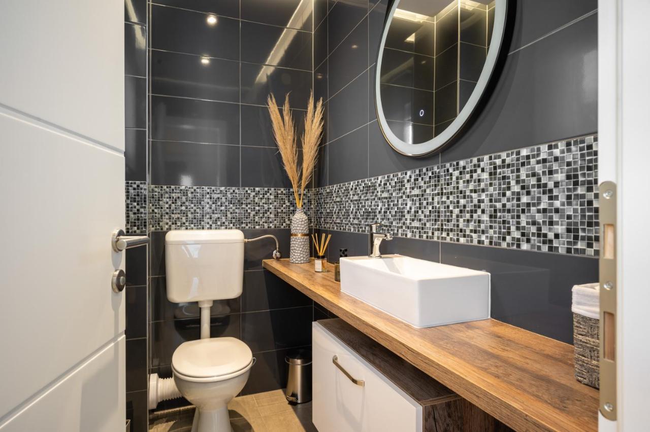 Apartment Tikvarin, Kaštel Kambelovac Kaštela Exteriér fotografie