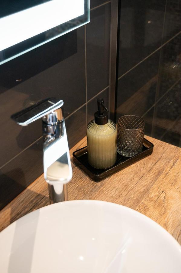 Apartment Tikvarin, Kaštel Kambelovac Kaštela Exteriér fotografie
